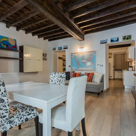 Casa Iv Marzo Al Quadrilatero By Wonderful Italy Διαμέρισμα *