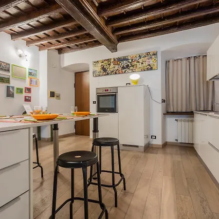 Διαμέρισμα Casa Iv Marzo Al Quadrilatero By Wonderful Italy