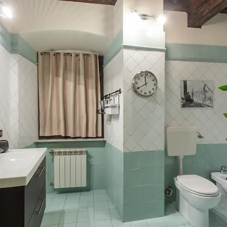 Apartment Casa Iv Marzo Al Quadrilatero By Wonderful Italy